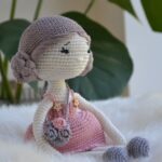 Miv Doll