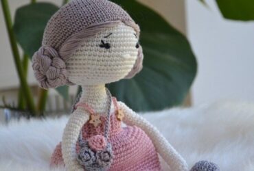 Miv Doll