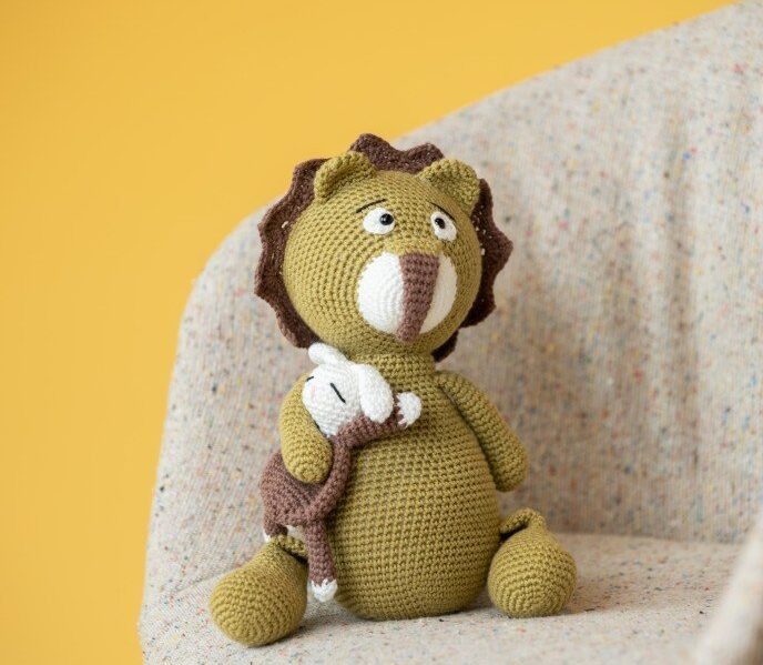 Majestic Amigurumi
