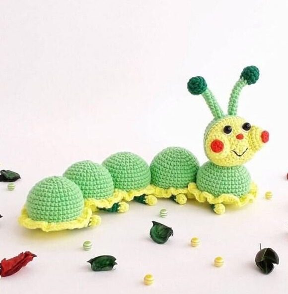 Amigurumi Caterpillar